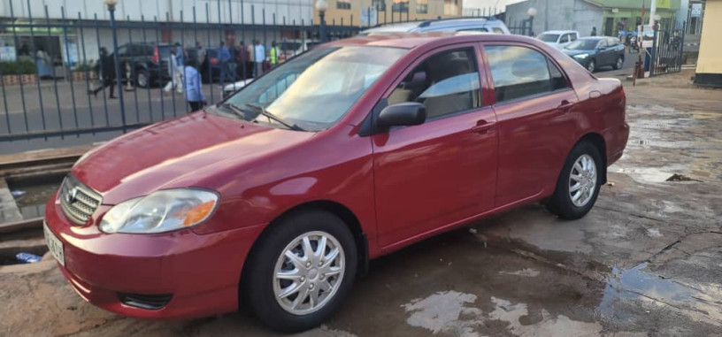 toyota-corolla-big-0