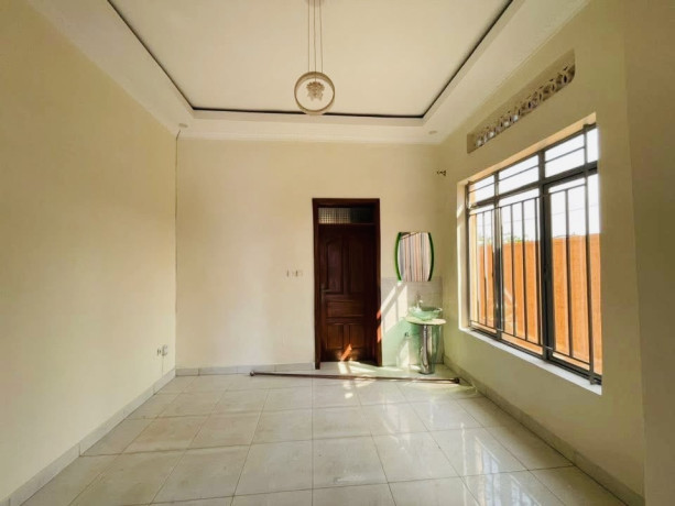 kigali-rwanda-house-for-rent-in-kagarama-muyange-big-4