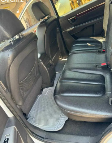 hyundai-santafe-big-0