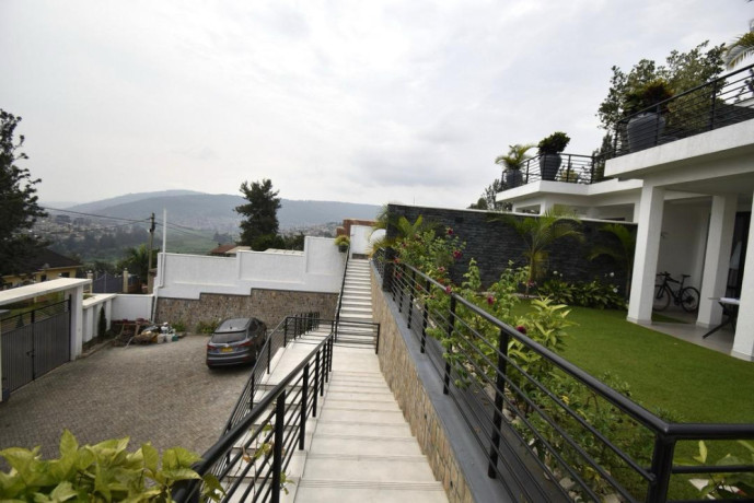 bere-13-df-kacyiru-kacyiru-furnished-apartments-for-rent-in-kigali-rwanda-big-4