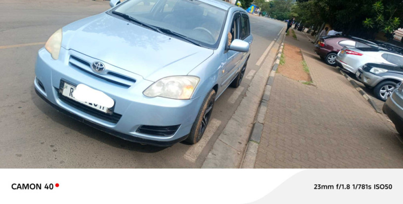 toyota-corolla-hatchback-manual-2005-for-sale-big-3