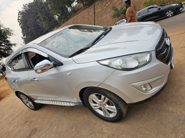 hyundai-tucson-big-2