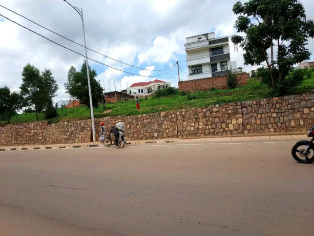kagugu-residential-plot-for-sale-85million-big-1