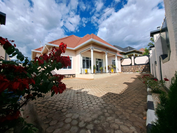 kimironko-modern-house-for-sale-in-kigali-big-0
