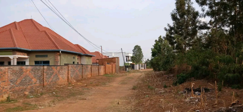 kanombe-busanza-residential-plot-for-sale-45million-big-2