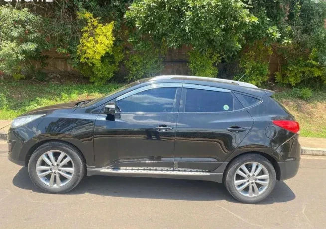 hyundai-tucson-big-0