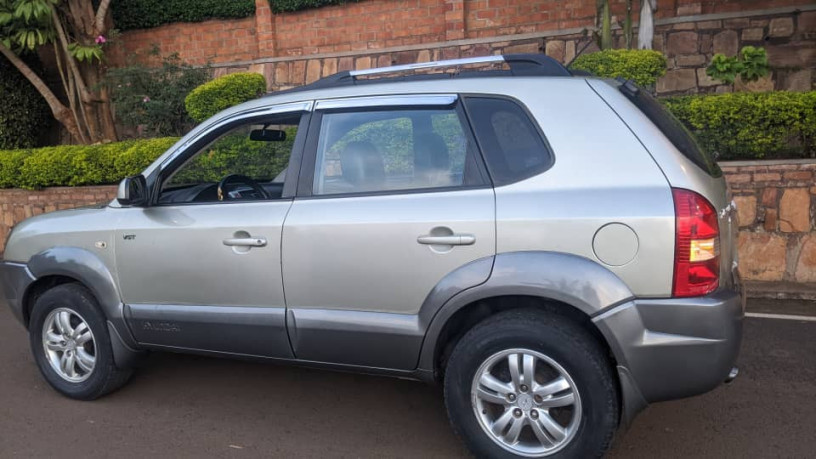 hyundai-tucson-big-2
