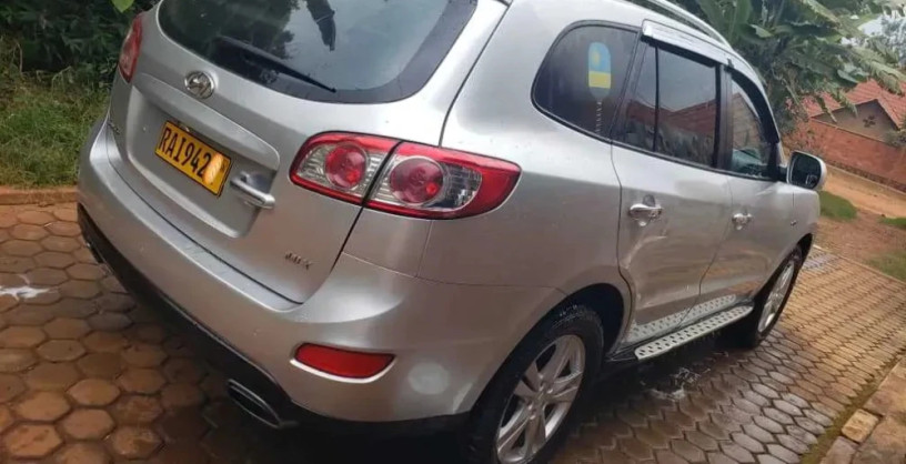 hyundai-santafe-big-1
