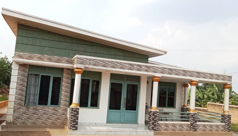 kanombe-busanza-very-nice-and-cheapest-house-for-sale-with-big-plot-in-kigali-big-3
