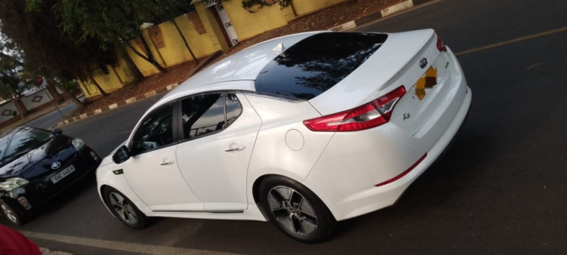 kia-k5-big-0