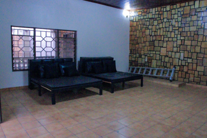 kiyovu-very-nice-unfurnished-house-for-rent-in-kigali-big-1