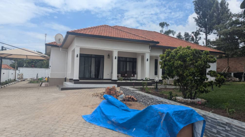 sm98-kibagabaga-kibagabaga-very-nice-full-furnished-house-for-rent-at-the-lowest-price-in-kigali-rwanda-big-0