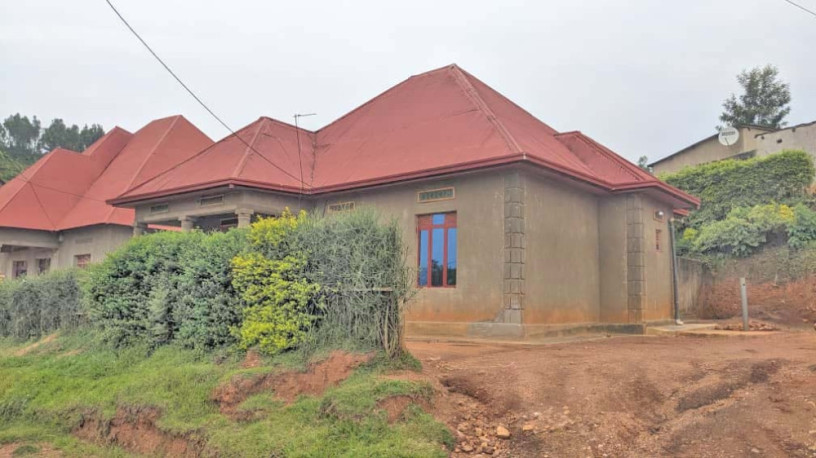 bere-104-meb-nkotokamonyi-rwanda-very-nice-house-for-sale-big-0