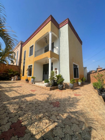 kigali-nice-unfurnished-house-for-rent-in-niboye-big-0