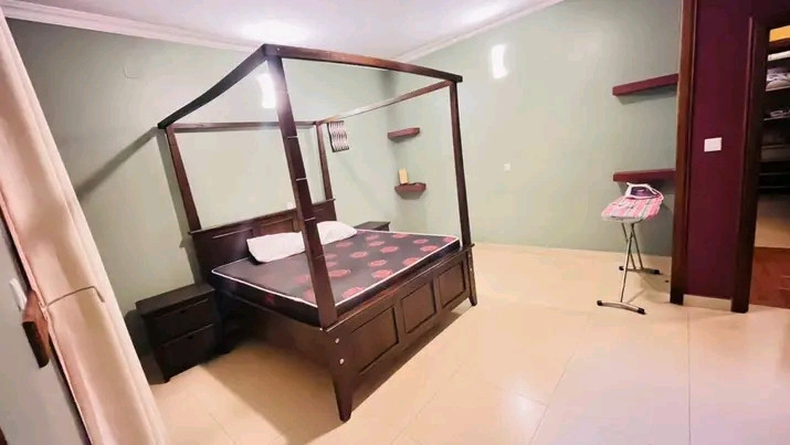 kibagabaga-well-furnished-house-for-rent-in-vip-location-4-bedrooms-4-bathrooms-1700-equivalent-in-rwandan-big-5