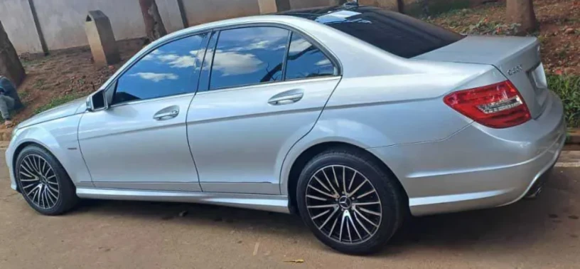 mercedes-benz-c200-automatic-2013-for-sale-big-2