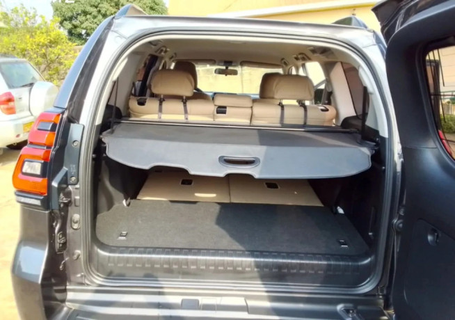 toyota-landcruiser-txl-for-sale-big-4