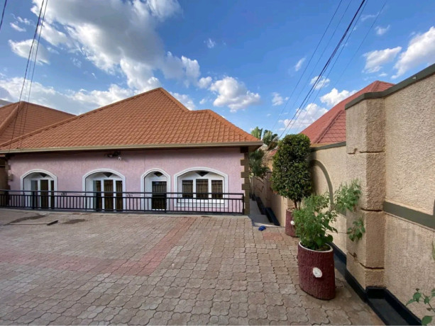 kibagabaga-furnished-4bedrooms-house-for-rent-at-1m-in-good-location-big-0