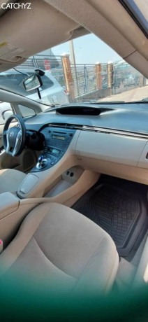 toyota-corolla-ce-automatic-for-sale-big-3