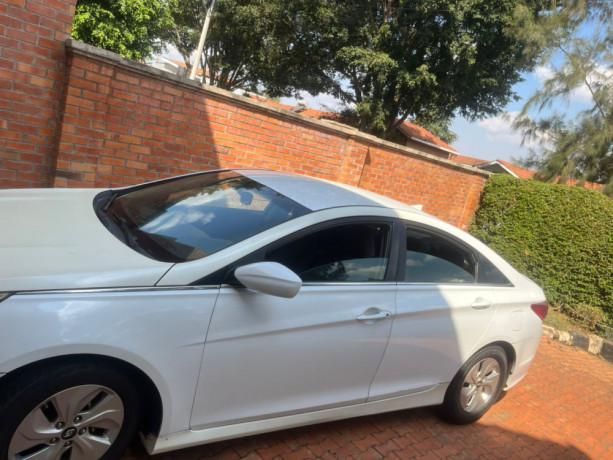 hyundai-sonata-big-2
