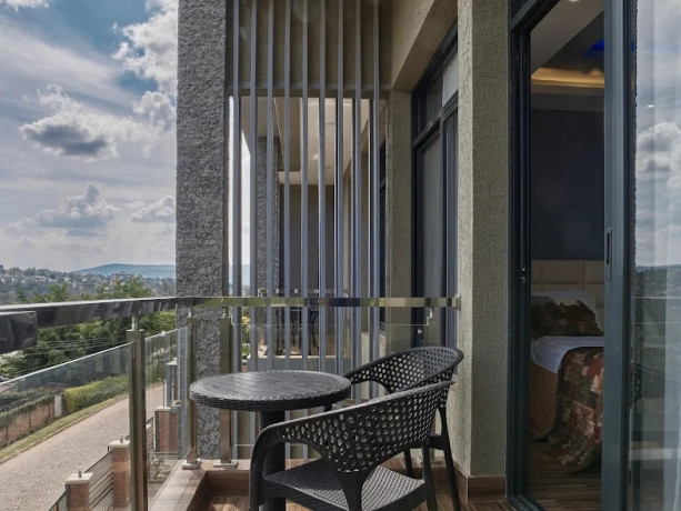 nyarutarama-beautiful-apartment-for-rent-in-good-neighborhood-big-7
