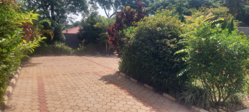 kigali-house-for-rent-in-kiyovu-near-national-bank-big-4
