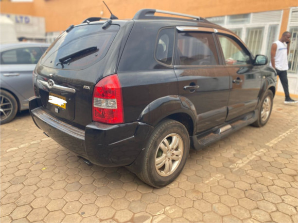 hyundai-tucson-big-0