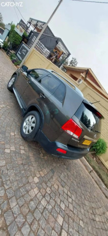 kia-sorento-automatic-for-sale-big-2