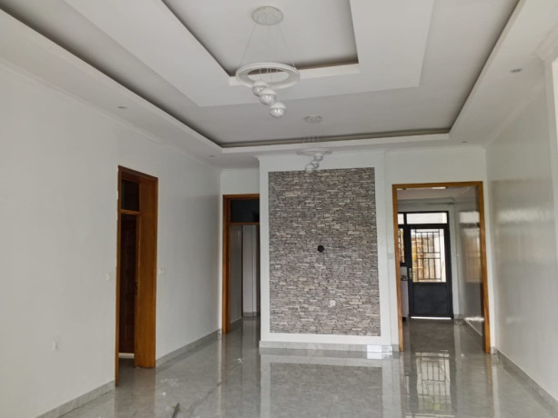kimironko-unfurnished-house-for-rent-in-kigali-big-2