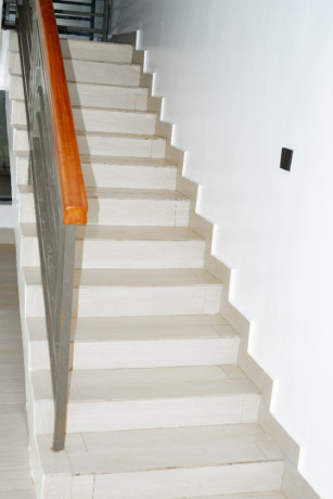 tb007-kibagabaga-kibagabaga-very-big-and-nice-house-for-rent-big-10