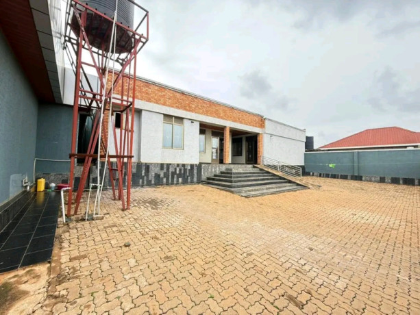 kimironko-near-bank-of-kigali-2bed-2bath-furnished-apartment-at-800k-call-or-whatsapp-big-9