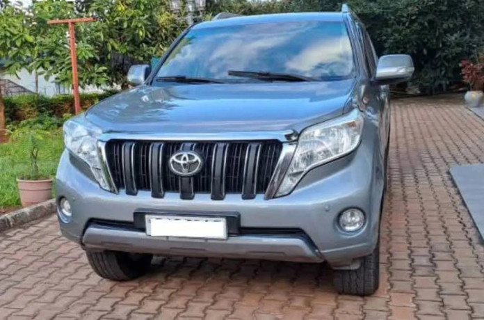 toyota-landcruiser-txl-automatic-for-sale-big-0