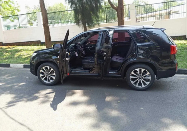 kia-sorento-automatic-diesel-for-sale-big-0