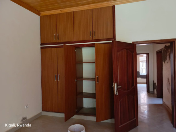 kibagabaga-house-for-sale-in-kigali-big-9