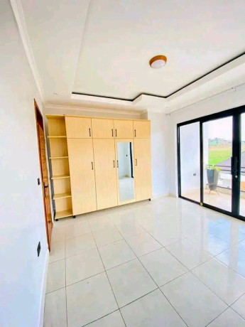 unfurnished-house-for-rent-in-kicukiro-kagarama-price700k-4-bedrooms-3-bathrooms-big-2