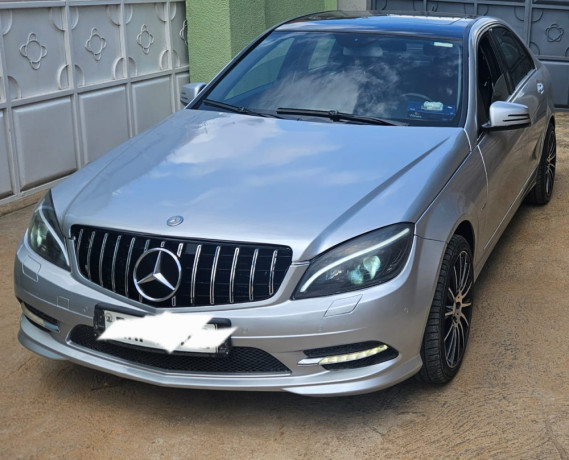 mercedes-benz-big-2
