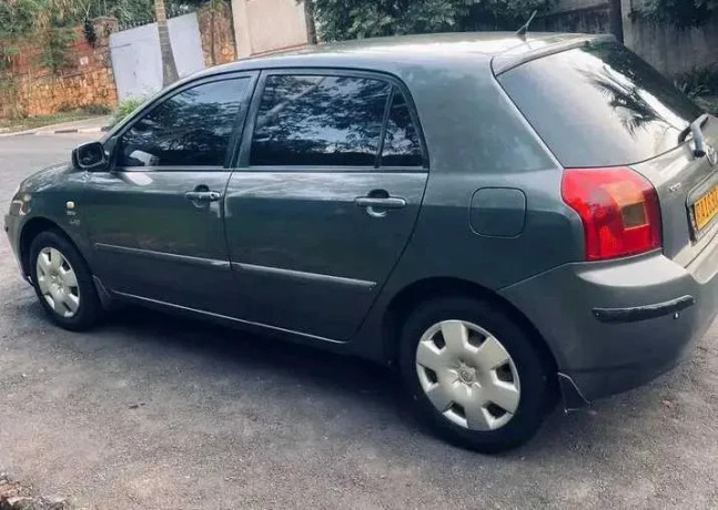 toyota-corolla-hatchback-automatic-for-sale-big-2