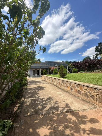 plot-with-house-for-sale-in-remera-big-0
