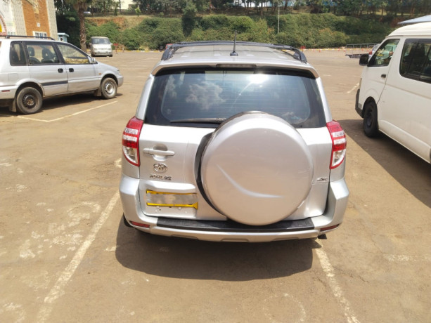 toyota-rav4-2012-14m-frw-big-3
