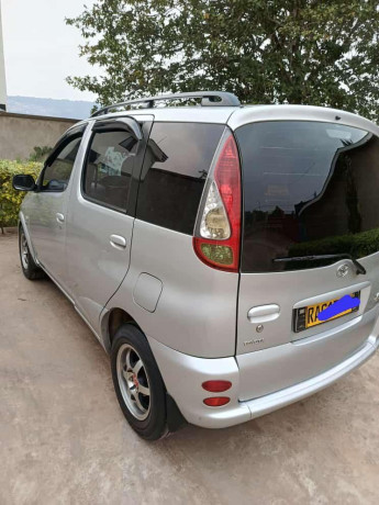 toyota-verso-big-0