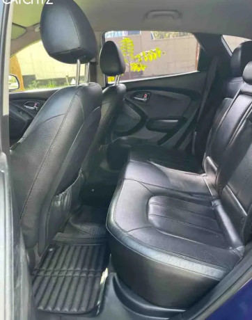 hyundai-tucson-2012-for-sale-big-2