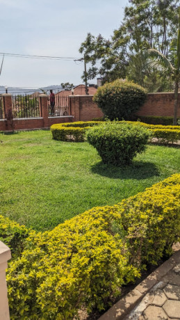 bb-076-kibagabaga-very-nice-unfurnished-house-for-rent-big-2