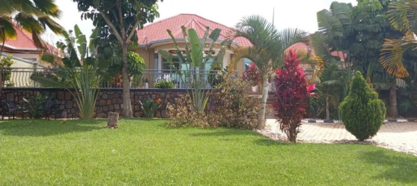 beautiful-house-for-sale-at-kanobme-big-2