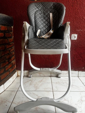 baby-feeding-high-chair-big-0