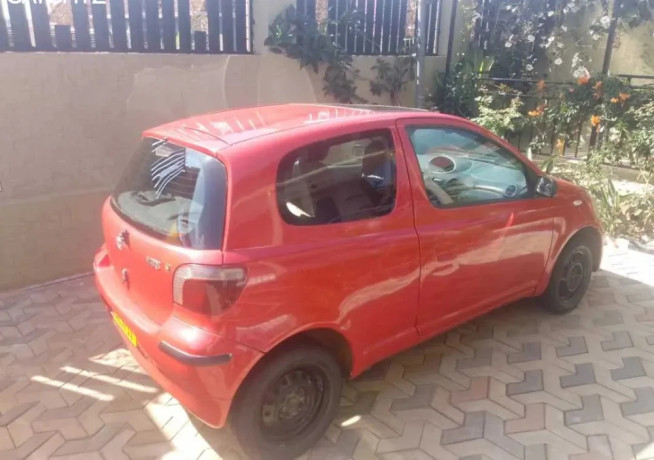 toyota-yaris-big-1