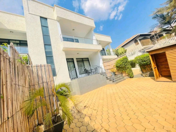 nyarutarama-fully-furnished-3bedrooms-house-for-rent-at-1500-in-good-location-big-2