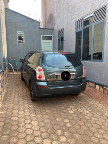 corolla-verso-big-1