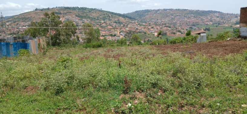 land-for-sale-at-kinyinya-vip-big-4