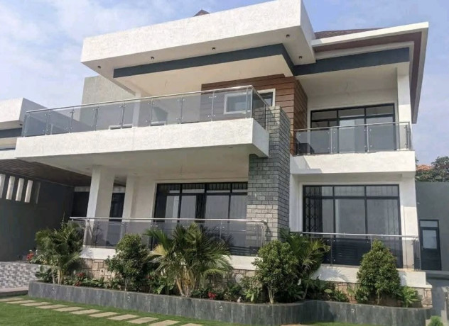 kigali-kicukiro-7bedrooms-villa-for-sale-at-850m585k-usd-on-tarmac-road-in-vip-location-big-3