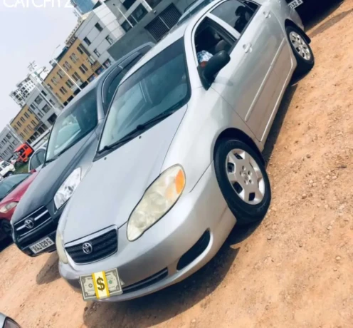 toyota-corolla-ce-big-1